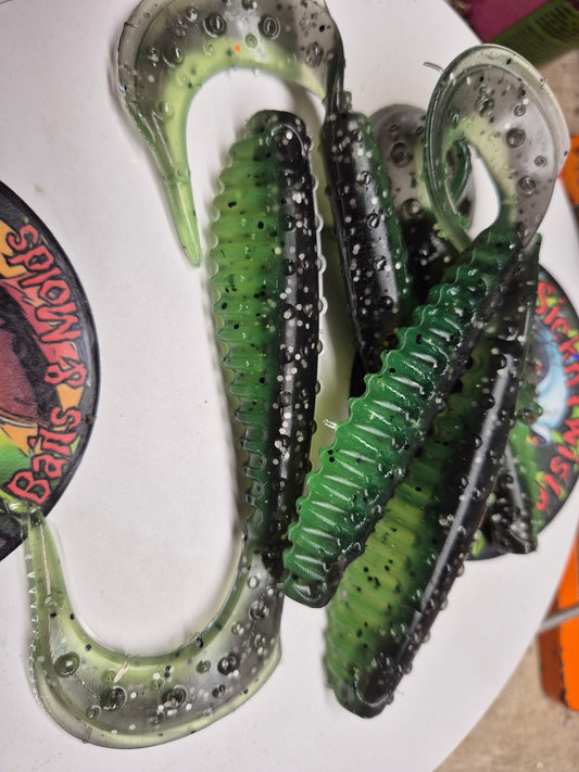 5 Inch Curly Tail Shad Black/Green